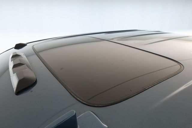 2025 Chevrolet Silverado 3500HD 4WD Crew Cab 159'' LTZ w/ T. Diesel, Premium Pkg, 20,000-lb. Tow - 22927489 - 7