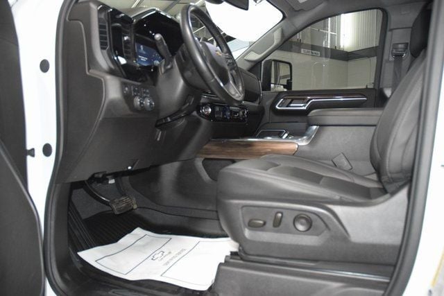 2025 Chevrolet Silverado 3500HD LT - 22929474 - 37