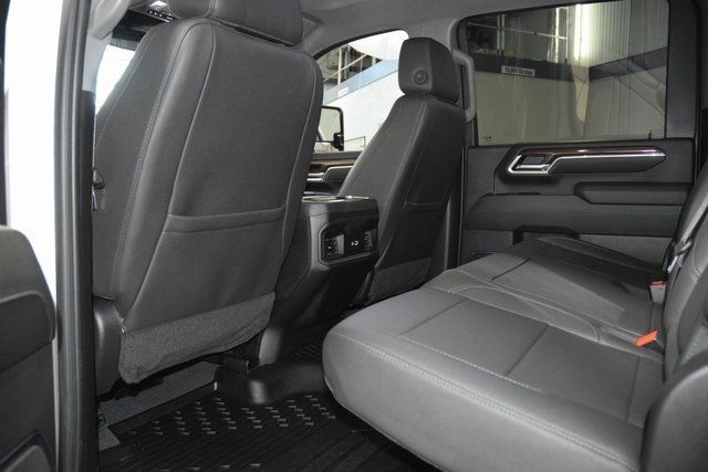 2025 Chevrolet Silverado 3500HD LT - 22929474 - 39