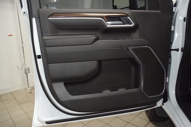 2025 Chevrolet Silverado 3500HD LT - 22929474 - 42