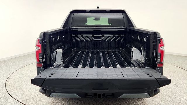 2025 Chevrolet Silverado EV e4WD Crew Cab Extended Range LT w/ Multi-Flex Midgate - 22998963 - 19