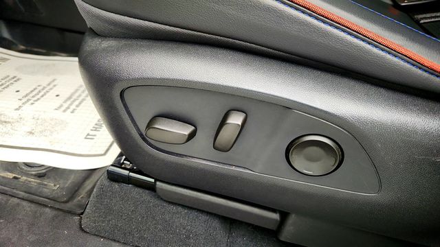 2025 Chevrolet Silverado EV e4WD Crew Cab Max Range RST w/ Hard Folding Truck Bed Cover - 23012596 - 10