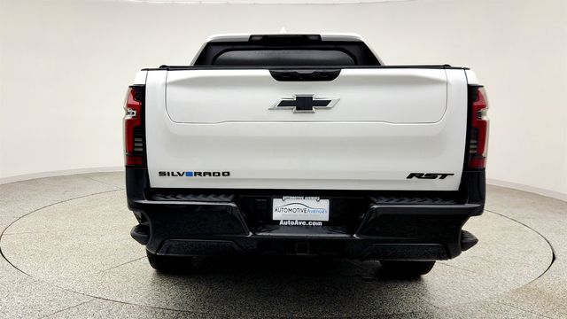 2025 Chevrolet Silverado EV e4WD Crew Cab Max Range RST w/ Hard Folding Truck Bed Cover - 23012596 - 5