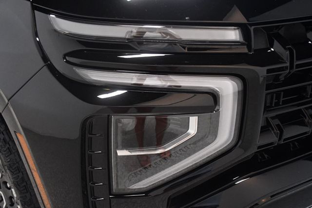 2025 Chevrolet Suburban 25 CHEVY SUBURBAN Z/71-LOW MILES-BLACK - 23078925 - 15