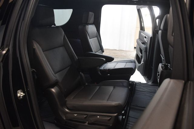 2025 Chevrolet Suburban 25 CHEVY SUBURBAN Z/71-LOW MILES-BLACK - 23078925 - 35