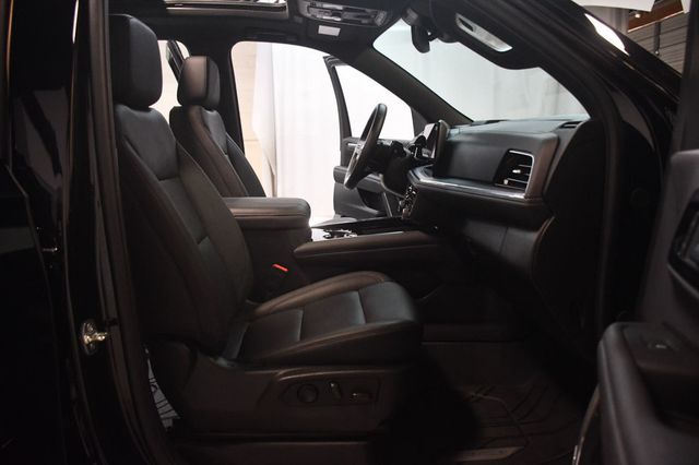 2025 Chevrolet Suburban 25 CHEVY SUBURBAN Z/71-LOW MILES-BLACK - 23078925 - 42