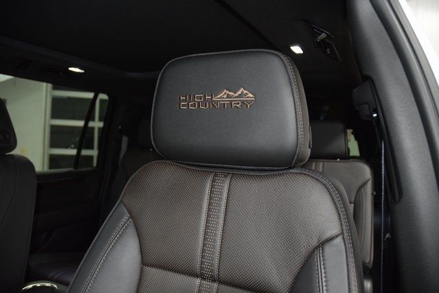 2025 Chevrolet Suburban 4WD 4dr High Country - 22931779 - 40