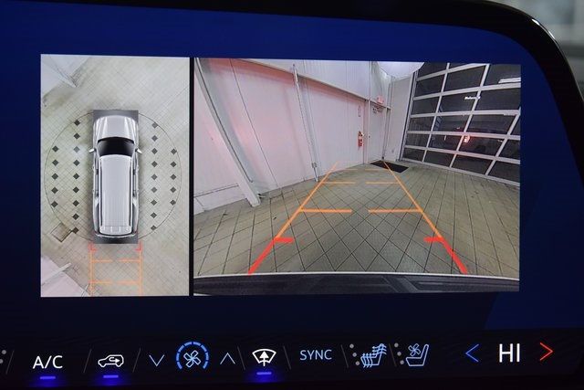 2025 Chevrolet Suburban 4WD 4dr High Country - 22931779 - 51