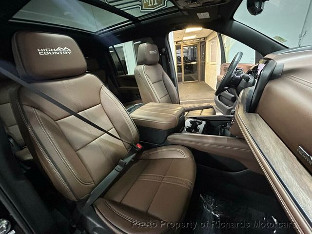 2025 Chevrolet Suburban 4WD 4dr High Country - 22946544 - 27