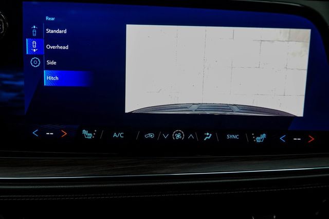 2025 Chevrolet Suburban 4WD 4dr LT - 22986448 - 31