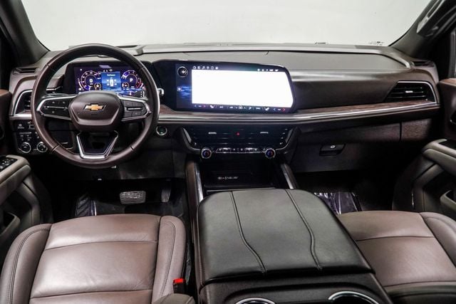 2025 Chevrolet Suburban 4WD 4dr LT - 22986448 - 4