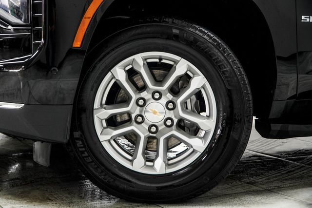 2025 Chevrolet Suburban 4WD 4dr LT - 22986448 - 5