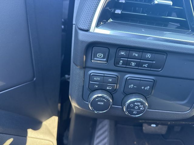 2025 Chevrolet Suburban 4WD 4dr RST - 22984541 - 26