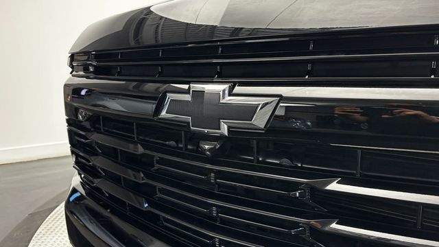 2025 Chevrolet Suburban 4WD 4dr RST - 23030041 - 2