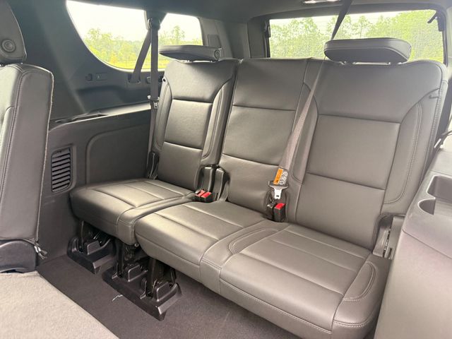 2025 Chevrolet Suburban 4WD 4dr Z71 - 23069651 - 21