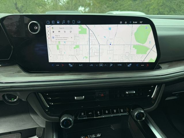 2025 Chevrolet Suburban 4WD 4dr Z71 - 22986479 - 5