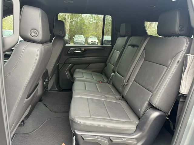 2025 Chevrolet Suburban 4WD 4dr Z71 - 22986479 - 7