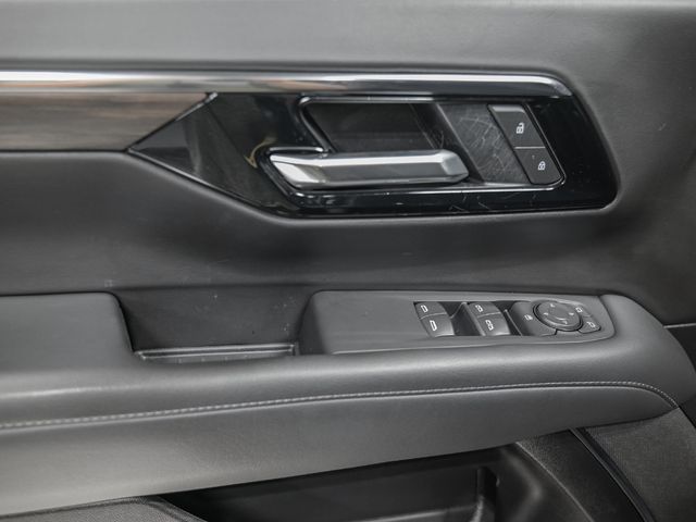 2025 Chevrolet Suburban LS - 23078910 - 12