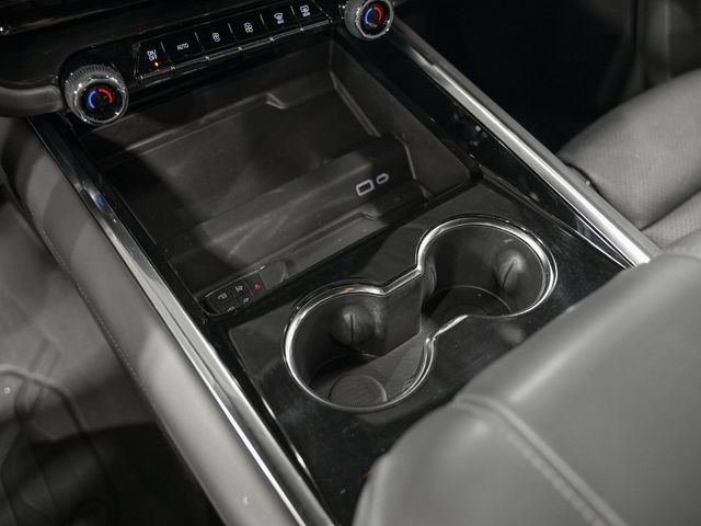 2025 Chevrolet Suburban LS - 23078910 - 22