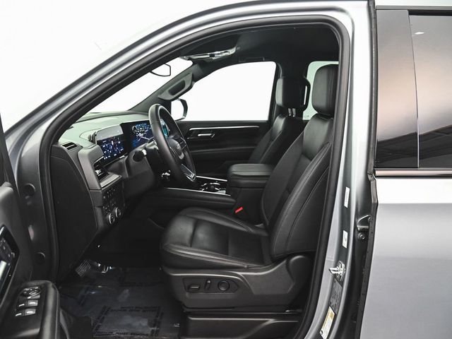 2025 Chevrolet Suburban Z71 - 22994840 - 14