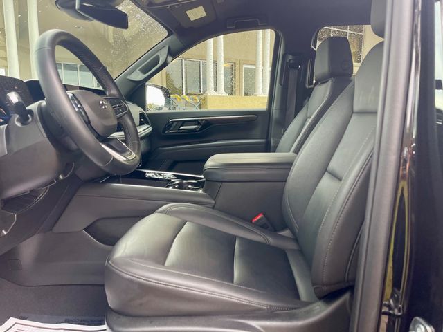 2025 Chevrolet Suburban Z71 - 22952629 - 10
