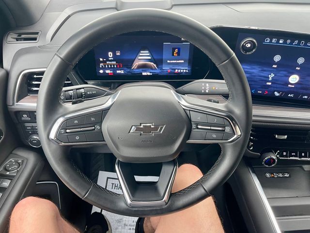 2025 Chevrolet Suburban Z71 - 22952629 - 14