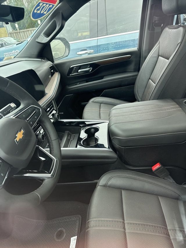 2025 Chevrolet Tahoe 4WD 4dr High Country - 22955151 - 10