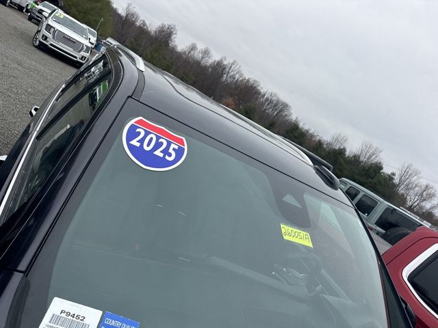 2025 Chevrolet Tahoe 4WD 4dr High Country - 22955151 - 17