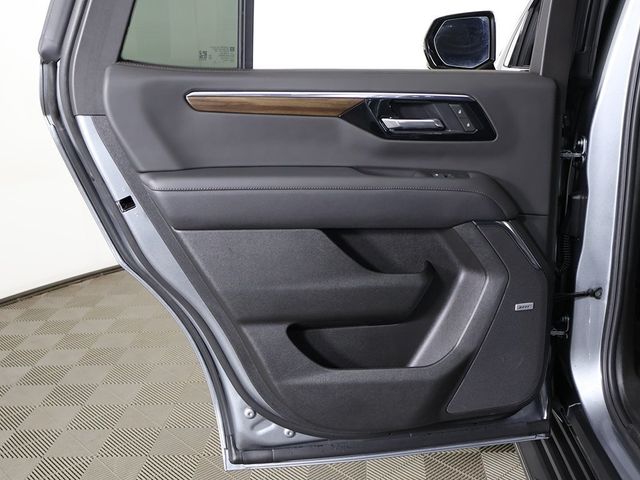 2025 Chevrolet Tahoe 4WD 4dr High Country - 22997567 - 31