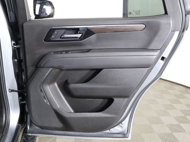 2025 Chevrolet Tahoe 4WD 4dr Z71 - 23021641 - 28