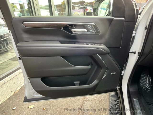 2025 Chevrolet Tahoe 4WD 4dr Z71 - 22936618 - 13