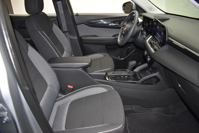 2025 Chevrolet Trailblazer FWD 4dr LT - 23004961 - 22