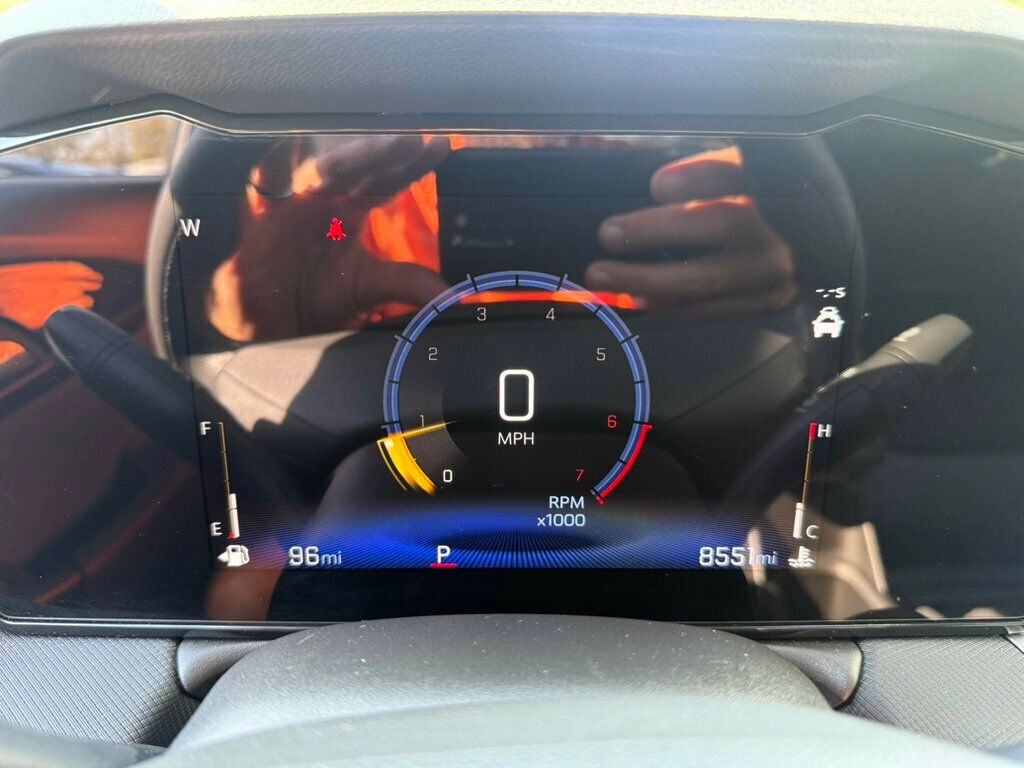 2025 Chevrolet Trailblazer LT photo 2