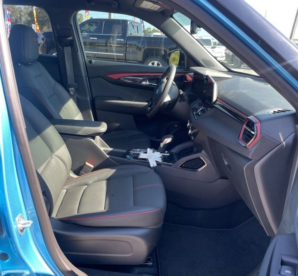 2025 Chevrolet Trailblazer FWD 4dr RS - 22949262 - 15