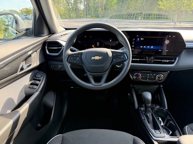2025 Chevrolet Trailblazer LT - 23016257 - 11