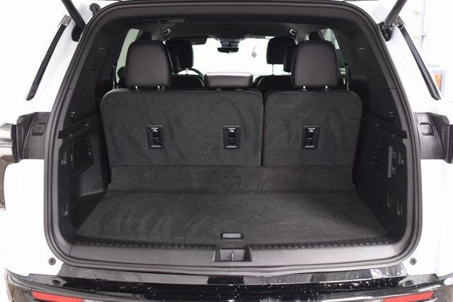 2025 Chevrolet Traverse AWD 4dr High Country w/2LZ - 22993244 - 23