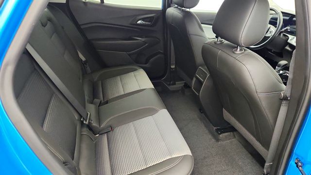 2025 Chevrolet Trax 4dr LT with Driver Confidence & Convenience Packages - 23009116 - 20