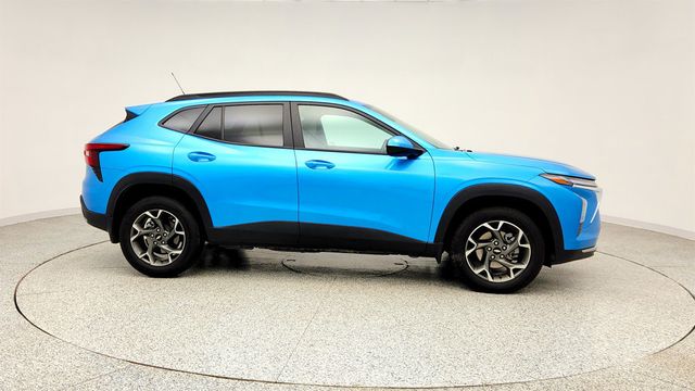 2025 Chevrolet Trax 4dr LT with Driver Confidence & Convenience Packages - 23009116 - 3