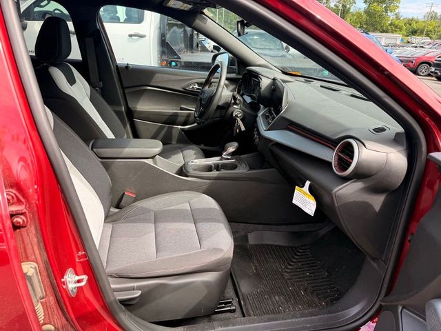 2025 Chevrolet Trax FWD 4dr 1RS - 23062162 - 16