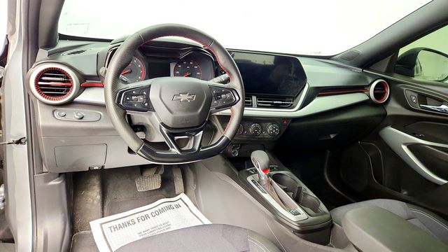2025 Chevrolet Trax FWD 4dr 1RS w/ Driver Confidence Pkg - 23036867 - 10
