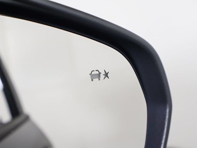 2025 Chevrolet Trax FWD 4dr 2RS - 23012726 - 35