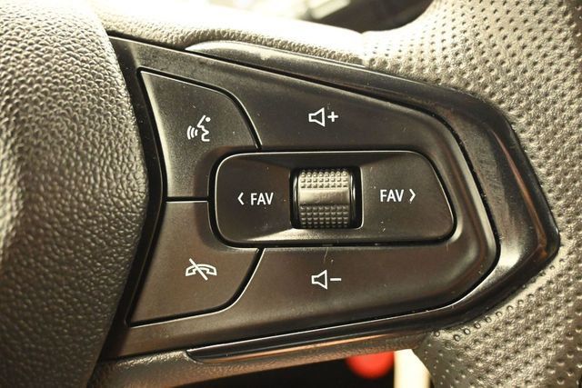 2025 Chevrolet Trax FWD 4dr LS - 23066121 - 21