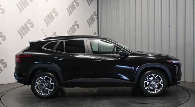 2025 Chevrolet Trax FWD 4dr LT - 23099231 - 3