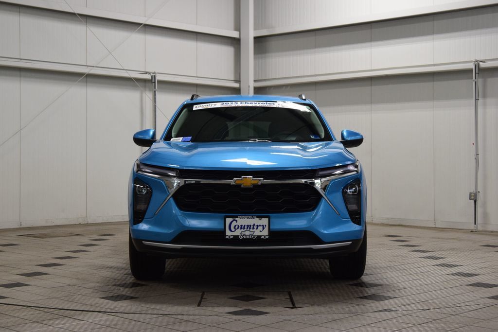 2025 Chevrolet Trax FWD 4dr LT - 23019244 - 1