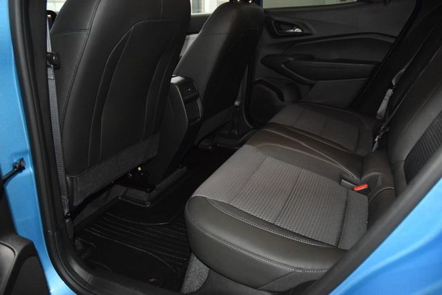 2025 Chevrolet Trax FWD 4dr LT - 23019244 - 38