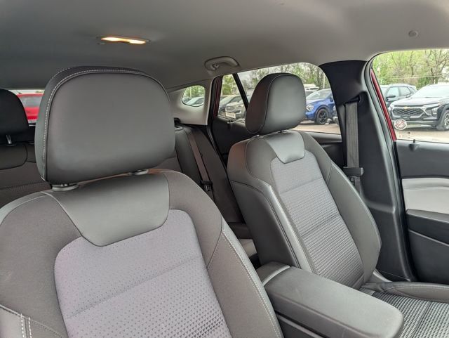 2025 Chevrolet Trax FWD 4dr LT - 23011650 - 17