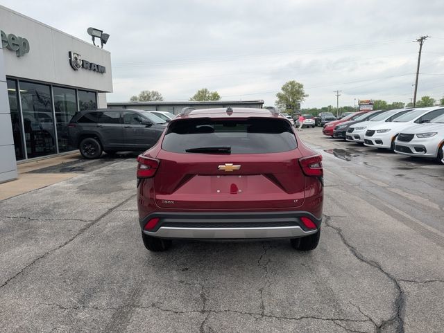 2025 Chevrolet Trax FWD 4dr LT - 23011650 - 5