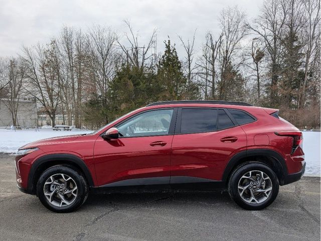 2025 Chevrolet Trax FWD 4dr LT - 22978208 - 3