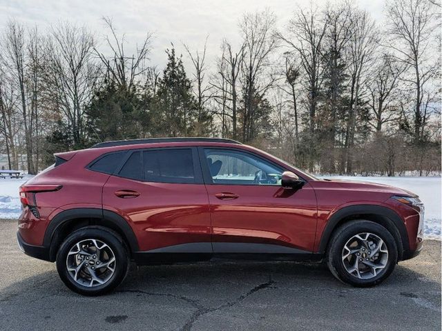 2025 Chevrolet Trax FWD 4dr LT - 22978208 - 7