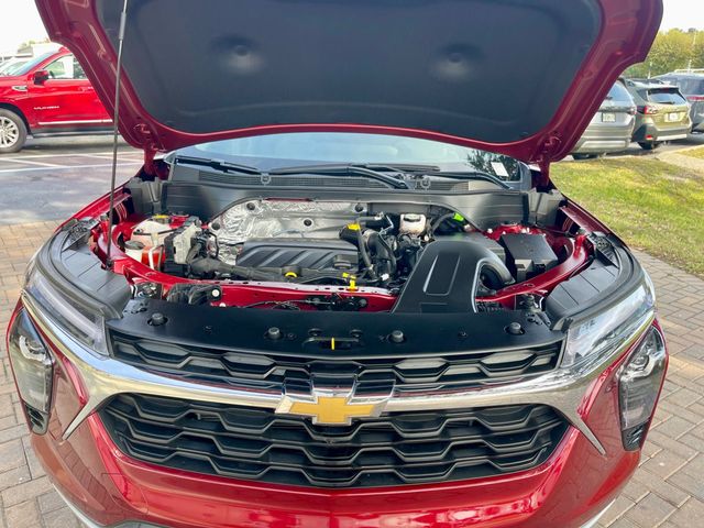 2025 Chevrolet Trax FWD 4dr LT - 22962277 - 16